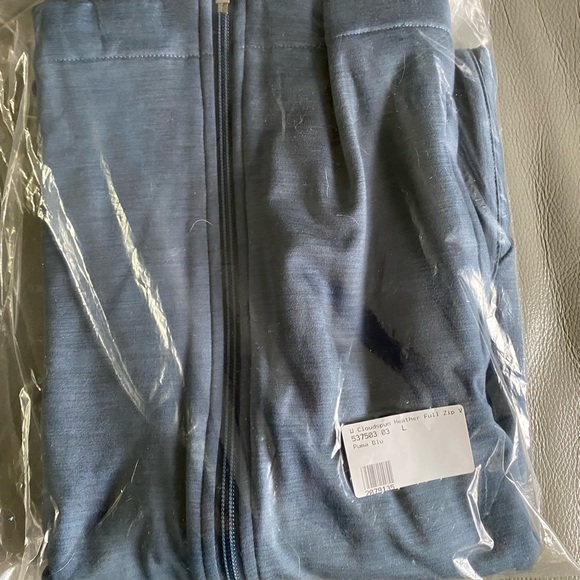 Puma Blue Sleeveless golf vest with Mandarin Collar BNWT large - Picture 3 of 12